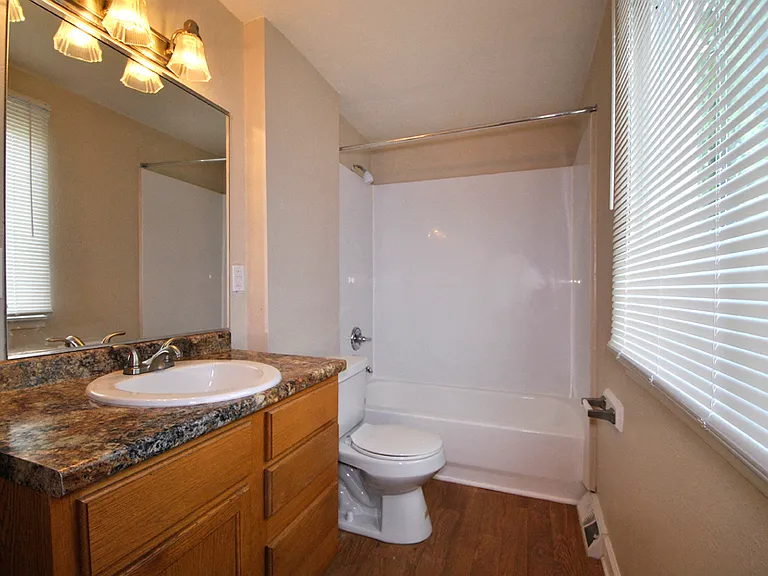 Coolidge Place Townhomes — Photo 13