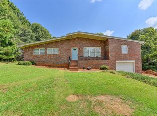 2190 Buford Dam Rd, Buford, GA 30518