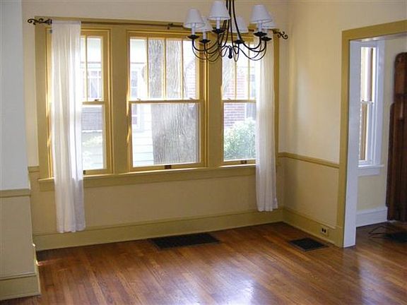 4th image of 310 Beeson Ave