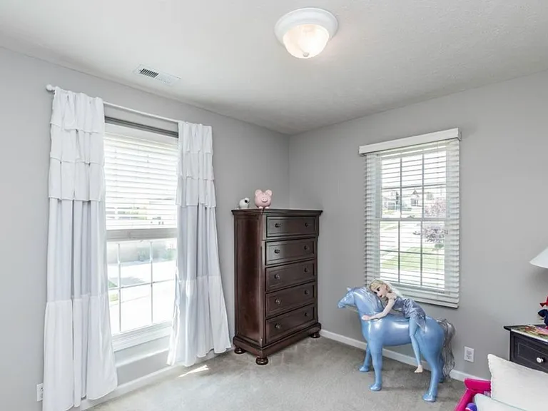 18224 Harney St — Photo 19