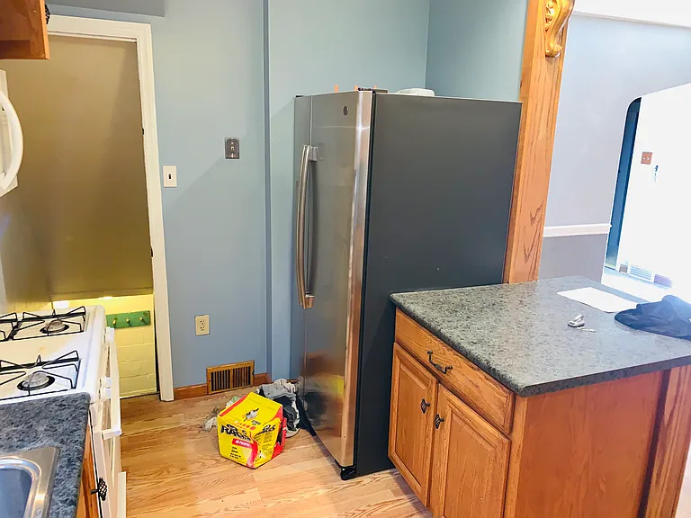 1015 Willow Dr — Photo 11