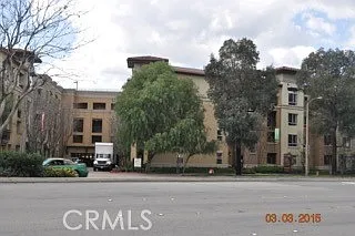 1 bed, 740 sqft, $2,495 — Photo 2