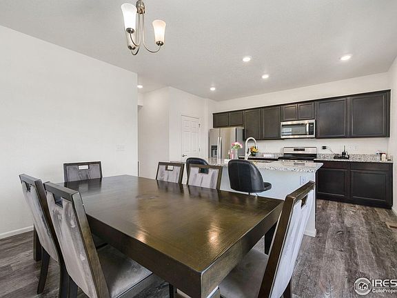4th image of 725 Camberly Dr