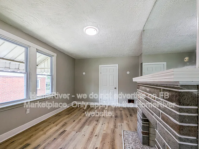 123 Brunswick Pl — Photo 8