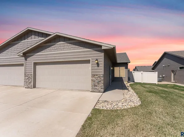 4416 W Townsley Pl, Sioux Falls, SD 57108