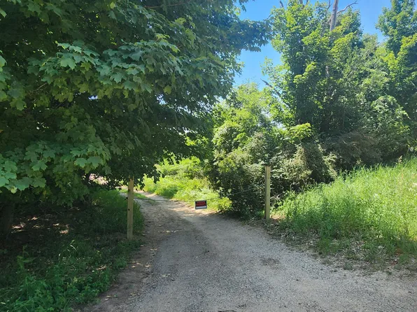 W Grant Rd, Shelby, MI 49455