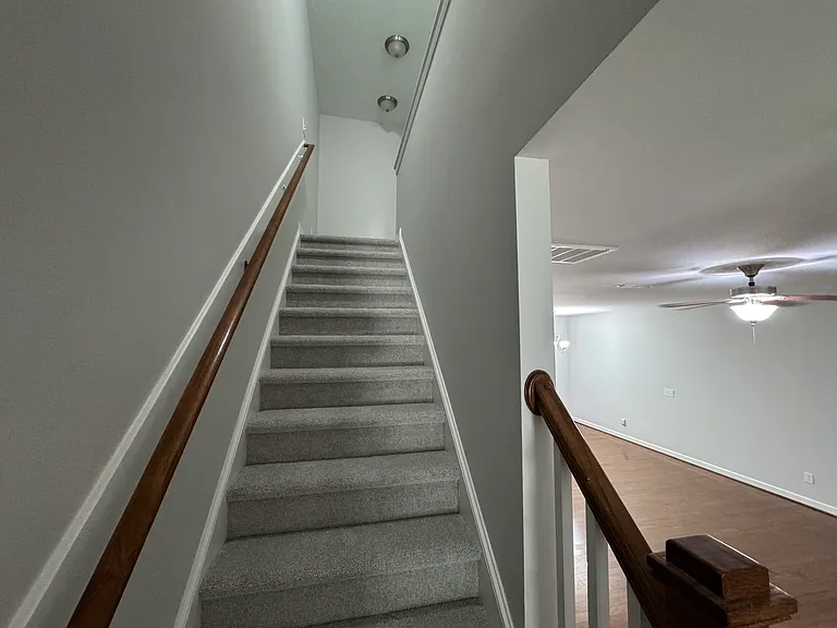 2404 Pecan Ridge Way — Photo 9