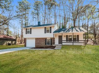 5341 Cedar Rock Dr, Lithonia, GA 30038