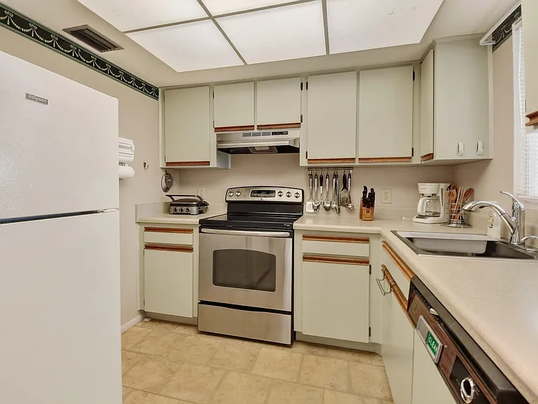 1606 SE Green Acres Cir #S203 — Photo 10