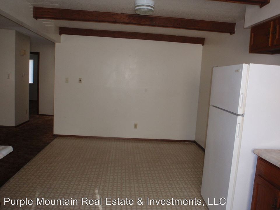 2nd image of 1535 Corbett Dr APT 3
