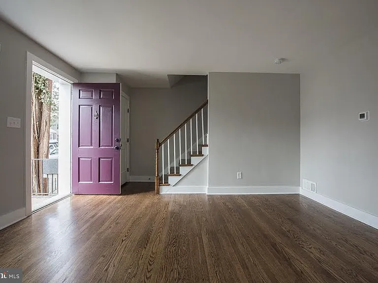 609 Ramsey St — Photo 2