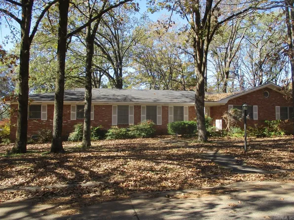 16 Betsy Ln, Little Rock, AR 72205