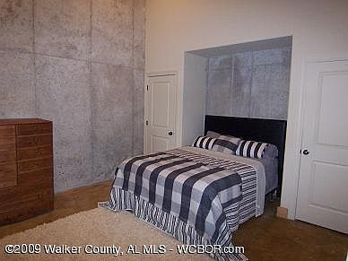 4th image of 81 Willow Dr