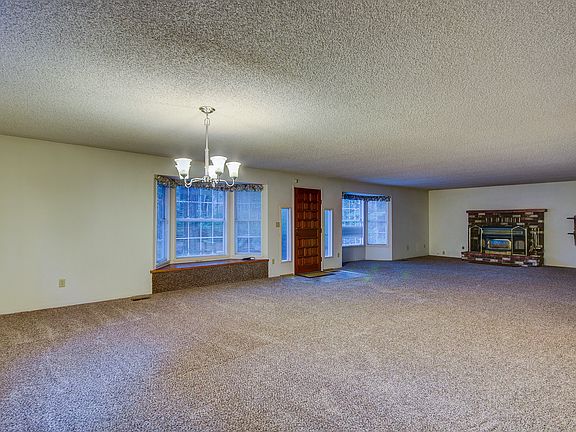 3rd image of 2317 Wellman Pl