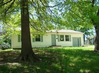 3649 SE Ohio Ave, Topeka, KS 66605