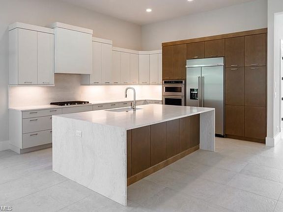 2nd image of 9696 Moonflower LN