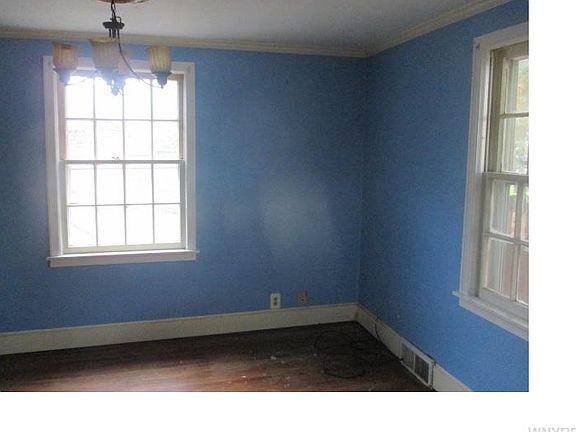 5th image of 496 N Legion Dr