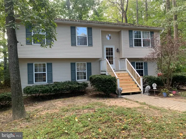 715 War Bonnet Trl, Lusby, MD 20657