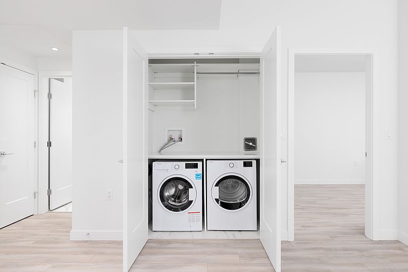 Burnaby Apartment for rent - 2 Bedrooms — photo 6