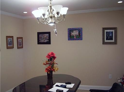 5th image of 6426 Bellaire Dr