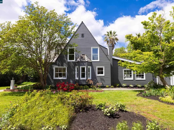 2966 Cherry Ln, Walnut Creek, CA 94597