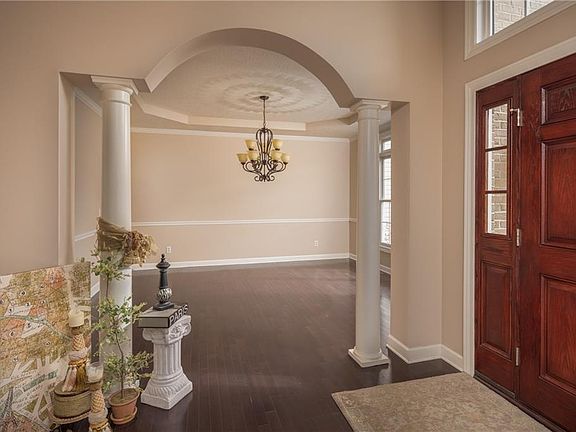 3rd image of 6356 Caribou Dr