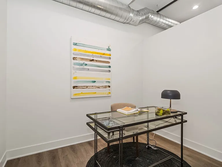 The Evergreen Lofts — Photo 5