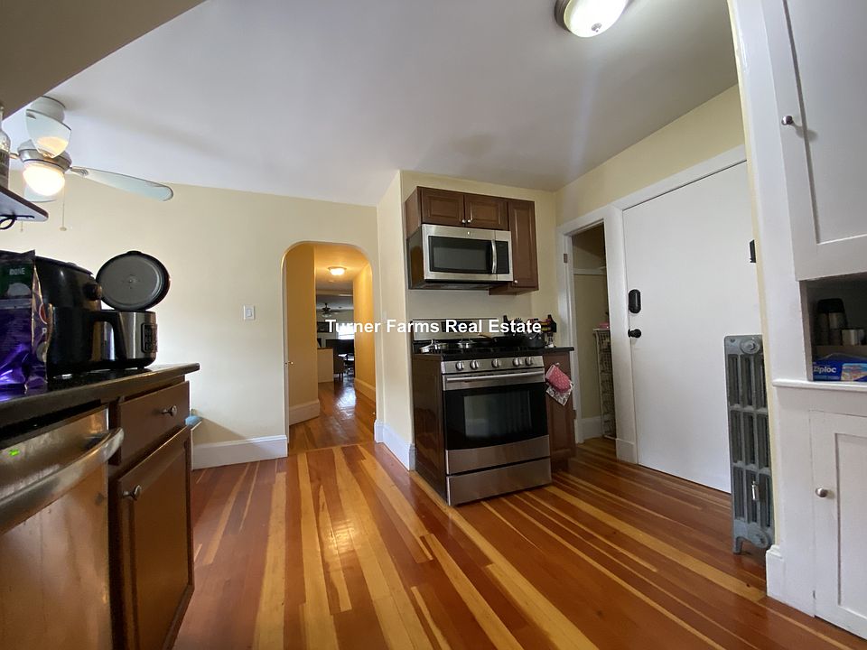 1st image of 21 Chandler St #13