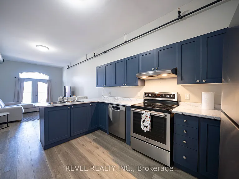 150 Colborne St #407 — Photo 1