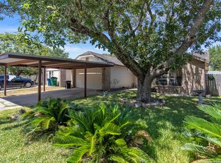 5835 Sun Canyon Dr, San Antonio, TX 78244
