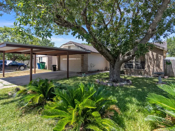 5835 SUN CANYON DR, San Antonio, TX 78244