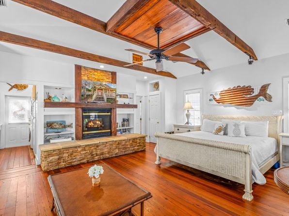 314 NE Lisette Ln, Steinhatchee, FL 32359