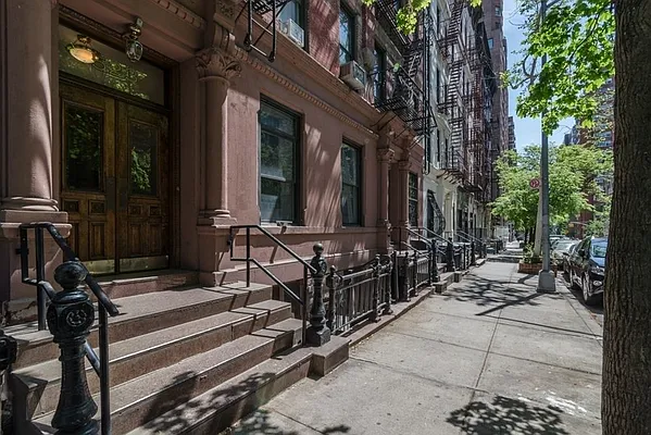 Rented by Bond New York | media 41