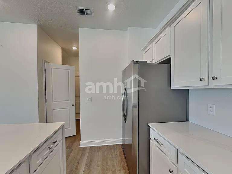 4823 Rio Grande Cv — Photo 4