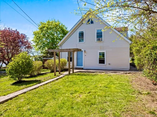 130 Hubbard Place, Hamden, CT 06517