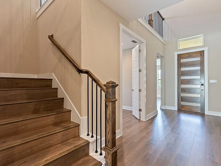 328 Berkeley Pl — Photo 4