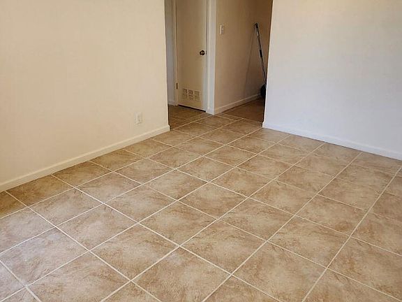 Living Room all new paint and tile.