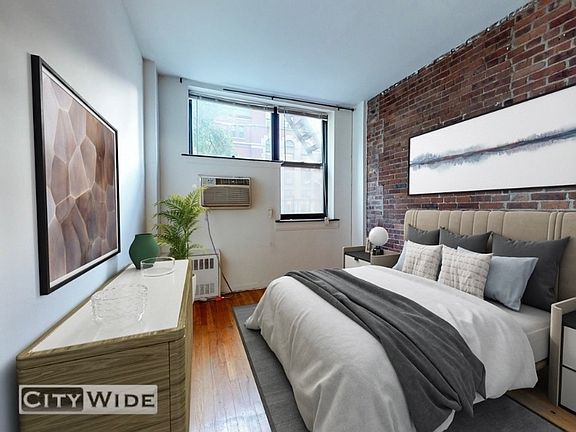 3rd image of 425 E 80th St APT 2F