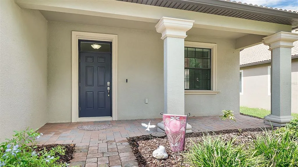 4 bed, 3.0 bath, 2381 sqft, $2,995 — Photo 4