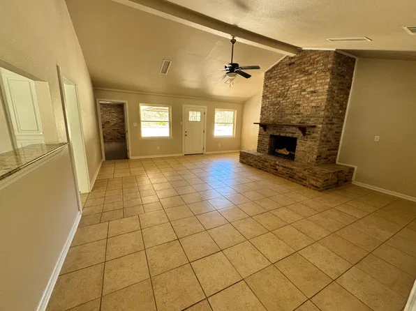 33580 Duff Rd, Walker, LA 70785