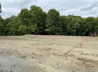 553 Plass Rd, Pleasant Valley, NY 12569