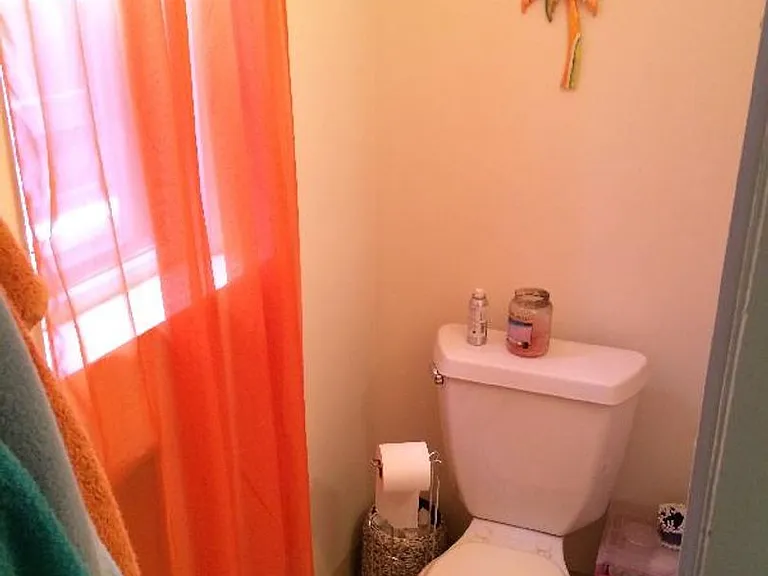 19 Aberdeen St #5C — Photo 3