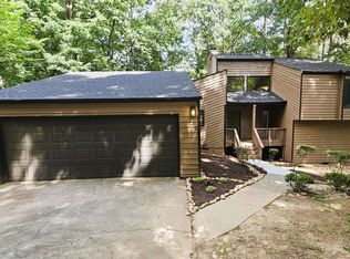 1655 Fieldgreen Overlook, Stone Mountain, GA 30088