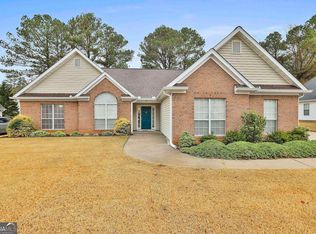 11 Pebble Creek Dr, Newnan, GA