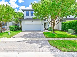 4924 Whispering Way, Fort Lauderdale, FL 33312