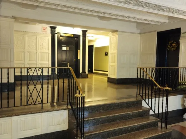 3220 Avenue H image 10 of 13