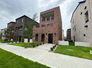 210 Veracruz Dr #108, Laredo, TX 78045