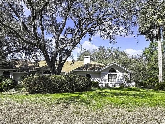 3rd image of 4254 N Baywood Dr