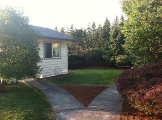 335 Scotland Dr, Camano Island, WA 98282