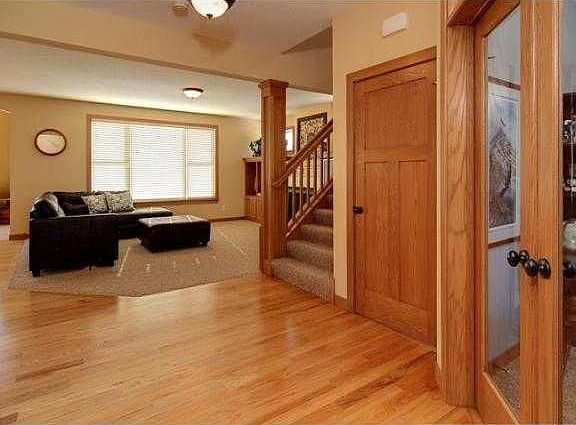 3rd image of 9010 Whispering Oaks Trl